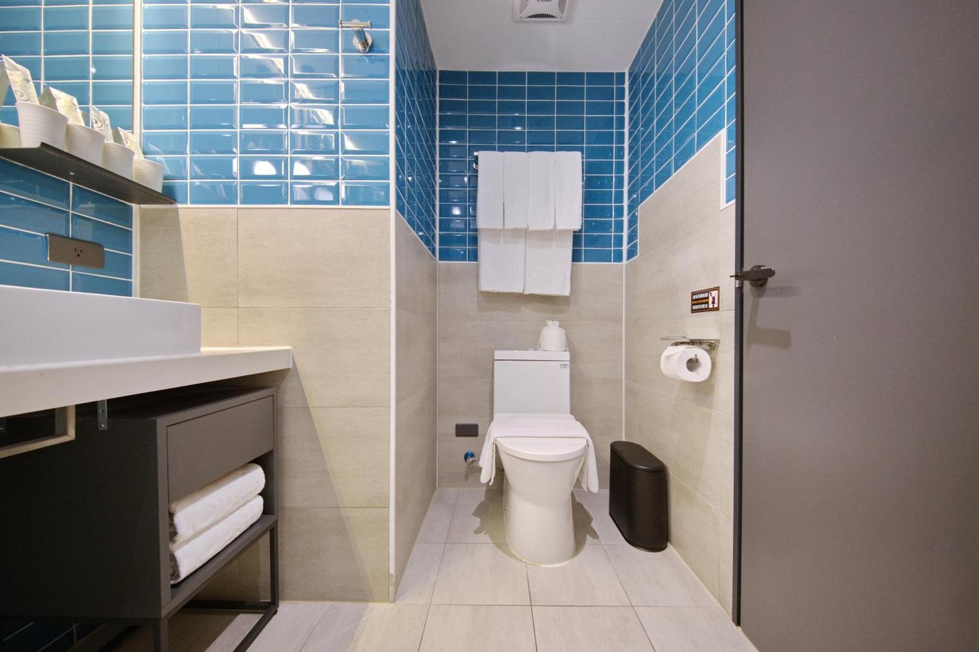 Hotel Olah Poshtel - Hualien Zhongfu Extérieur photo