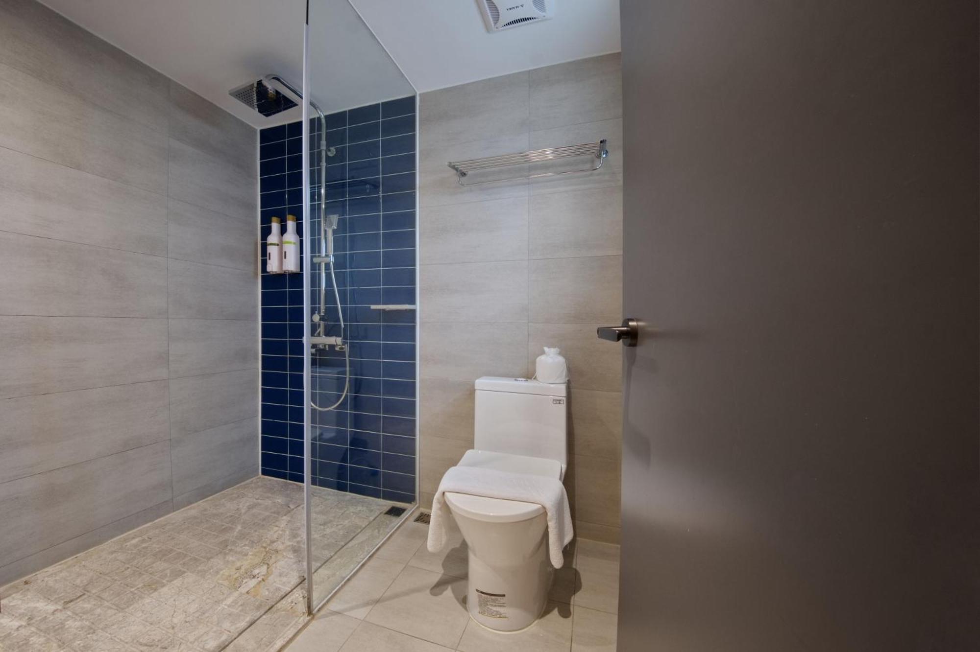 Hotel Olah Poshtel - Hualien Zhongfu Extérieur photo